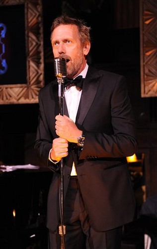  Hugh Laurie মোড়ানো Party - April 20, 2012