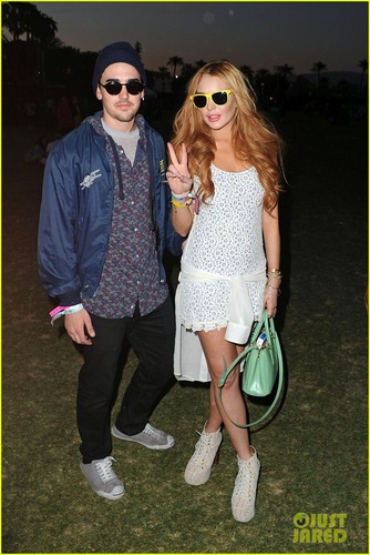  Lindsay Lohan: Coachella with Michael Lohan Jr!