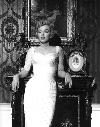  Marilyn Monroe (The Prince and the Showgirl)
