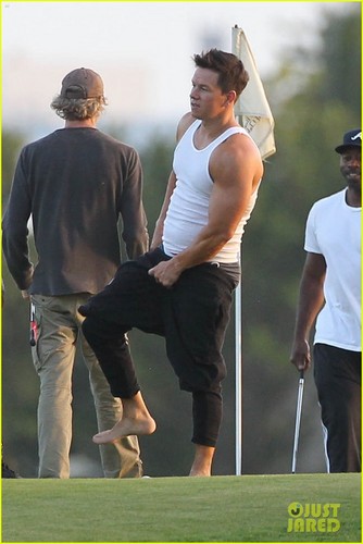 Mark Wahlberg In Underwear For 'Pain & Gain'