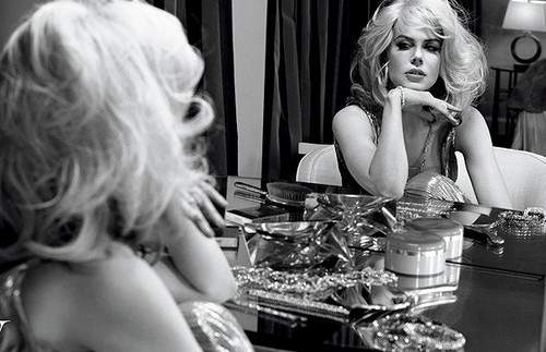  Nicole Kidman & Clive Owen Channel Old Hollywood Glamour For W Magazine