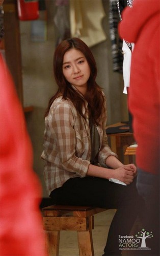  Shin Se Kyung as Lee Ga Young