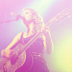 Taylor Swift gifs <13