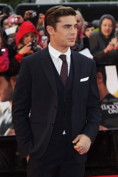 Zac Efron The Lucky One - Image - Zac-efron-tattoo-in-the-lucky-one.png ...