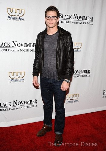  Zach Roerig at "Black November" Screening (18.04.12)
