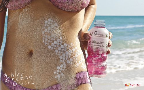  Ashley Greene: SoBe Skinsuit 2010 (Pink)
