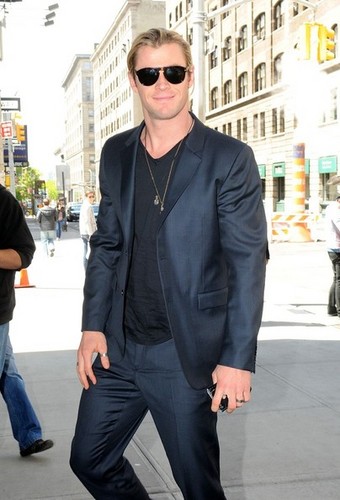  Chris Hemsworth in Soho