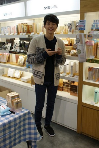 Daegu ,Busan Tony Moly store for authograph