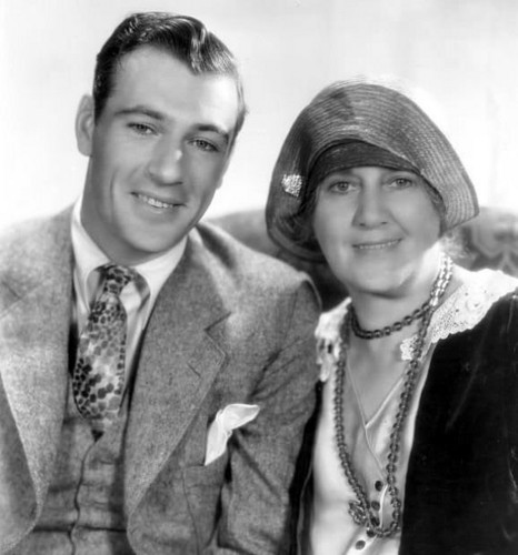  Gary Cooper & his mother