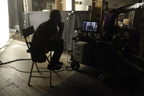  Hugh Laurie Directs (houseMD) The C-Word 8x19 BTS