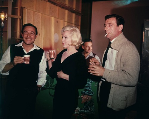  MaRilyn Monroe, Gene Kelly and Yves Montand (Let's Make Love)