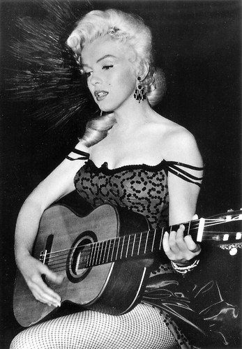  Marilyn Monroe (River of No Return)