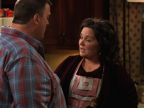  Mike & Molly 1x11 Carl Gets a Girl <3