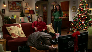  Mike & Molly 1x12 First Christmas <3