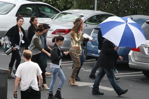  On The Set Of American Idol In West Hollywood [25 April 2012]