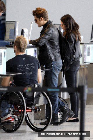  Paul & Torrey at PI Airport in Toronto, Canada(13-14 April 2012)