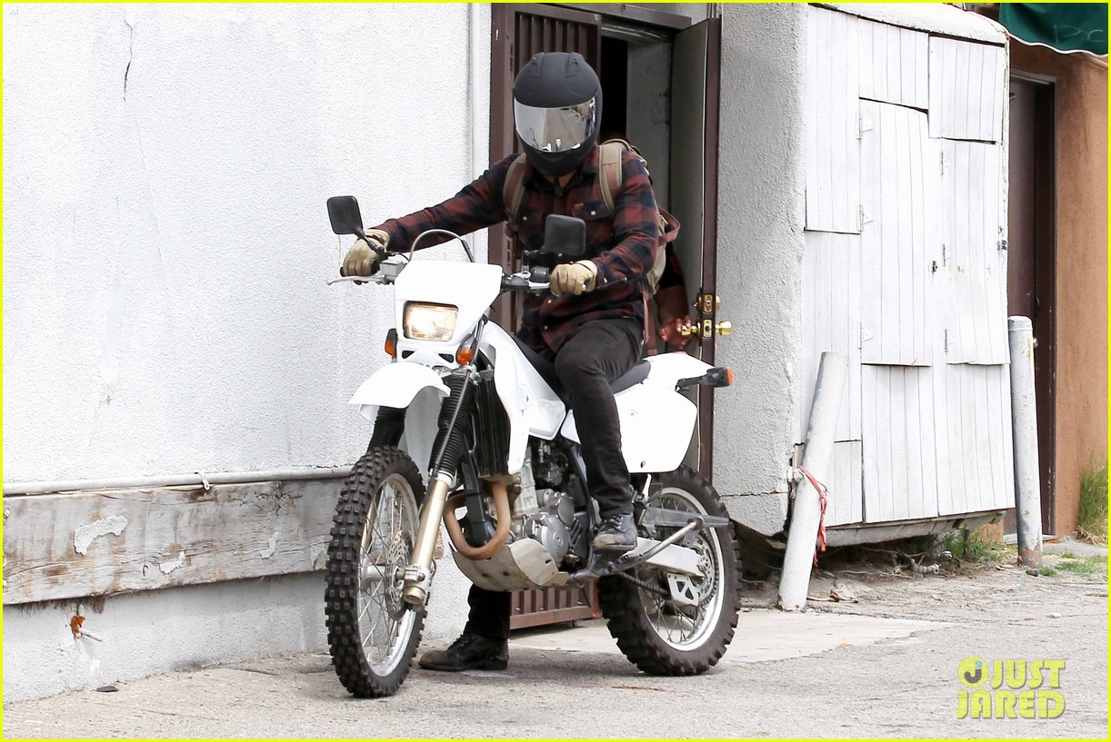 Ryan Gosling: Motorcycle Getaway