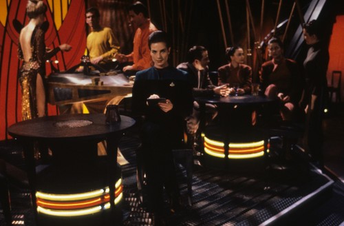  ngôi sao Trek: Deep không gian Nine
