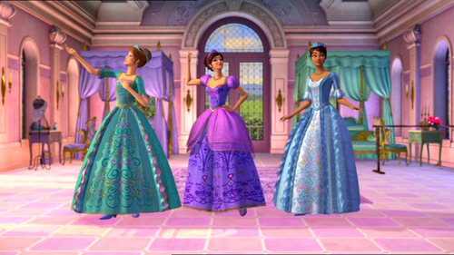 Viv, Ara and Renee in their fancy gowns