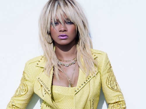  Rihanna elle yellow suit