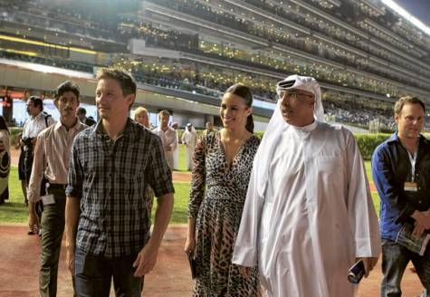  Attending horse races in Dubai(2010)