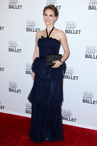  Attending the New York City Ballet's Spring Gala at David H. Koch Theater, リンカーン Center, NYC (May