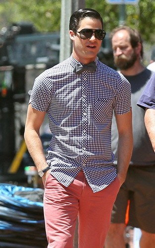  Darren on the set of Glee filming Goodbye episode