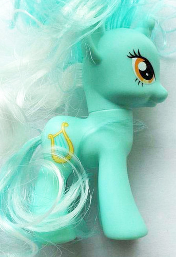  Expected Ponies #12: Lyra Heartstrings