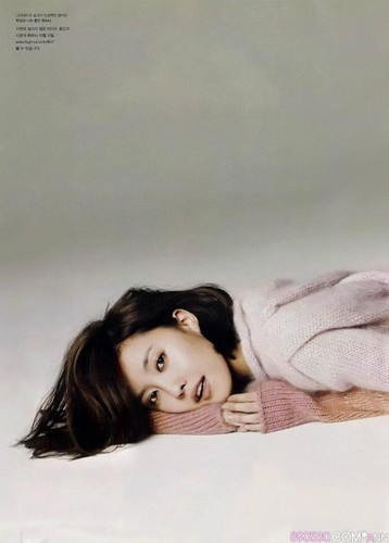  Hyomin For HIGH CUT October 2011 Issue