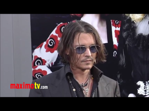  Johnny Depp at The Dark Shadows Premiere in Hollywood!