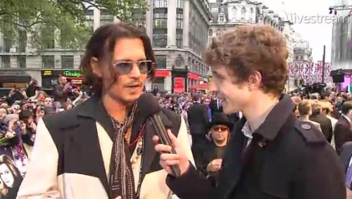  Johnny at the Londra Premiere 5/9/2012