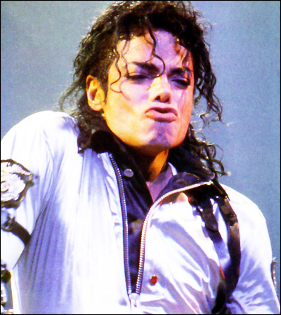  Kiss me michael