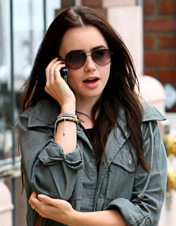  Lily Collins out and about in Beverly Hills (02.05)