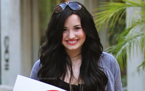  Lovato Обои