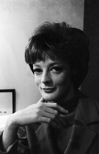  Maggie Smith