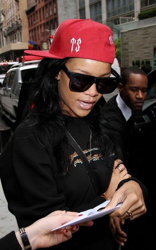  Rihanna leaving NBC Studios