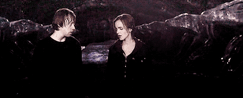  Ron and Hermione halik