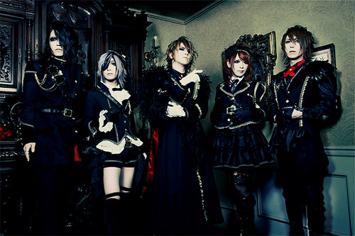 Versailles 「Rhapsody of the Darkness / Illusion」