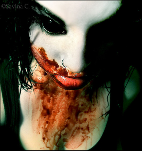  vampire girl: ain't this a cool pic? :)