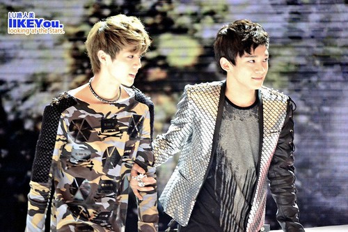  120422 EXO-M in سٹار, ستارہ Road