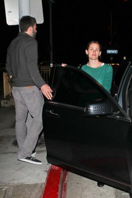Ben and Jen leaving a restaurant