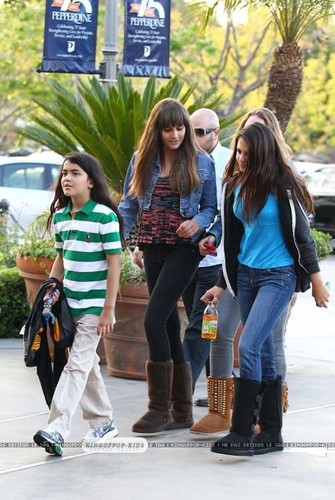  Blanket Jackson with his sister Paris and Paris's Friends in Calabasas