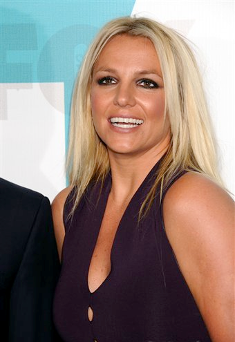  Britney - X Factor zorro, fox Upfront afterparty at Wollman Rink in Central Park - May 14, 2012