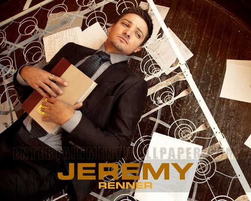  Jeremy Renner