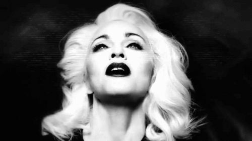  Мадонна in 'Girl Gone Wild' Музыка video