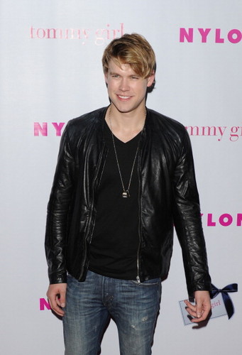  еще pictures of Chord at Nylon annual May young Hollywood party