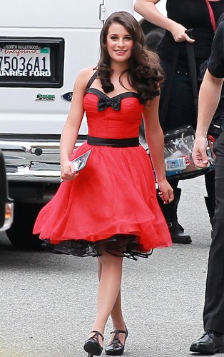 On Set of Glee Filming Nationals