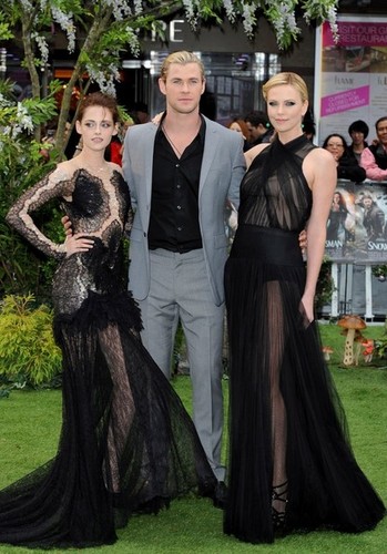  Premiere of 'Snow White and the Huntsman' in Londra