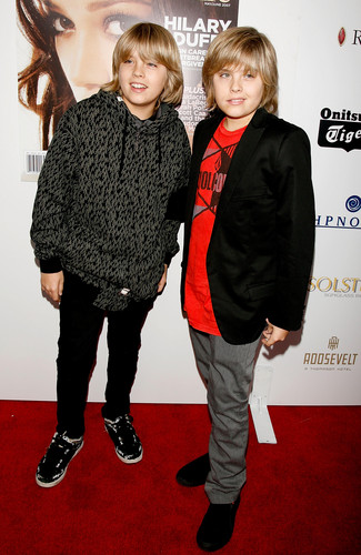  Cole & Dylan Sprouse @ The 2007 Hollywood Life Magazine's 9th Annual Young Hollywood Awards