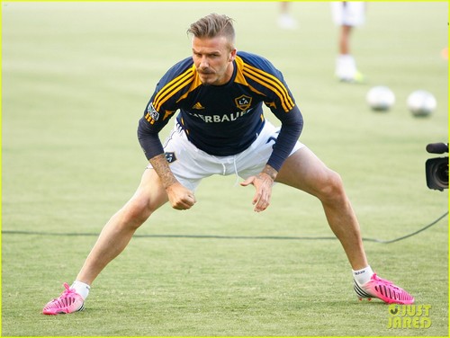  David Beckham: Samsung Soccer Commercial!